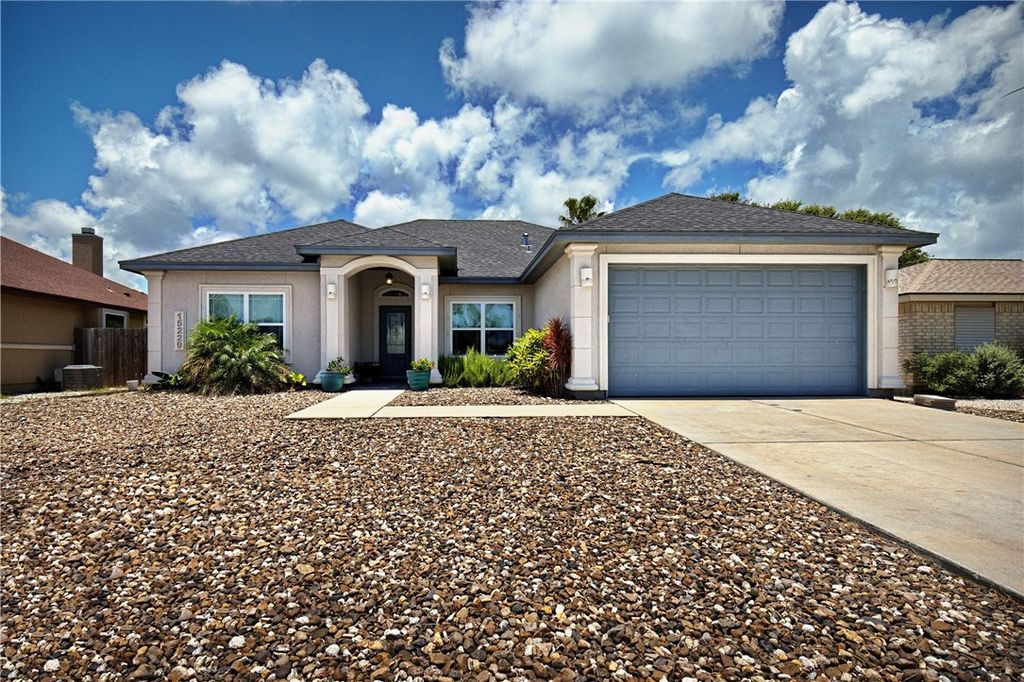 15229 Capstan St, Corpus Christi, TX 78418