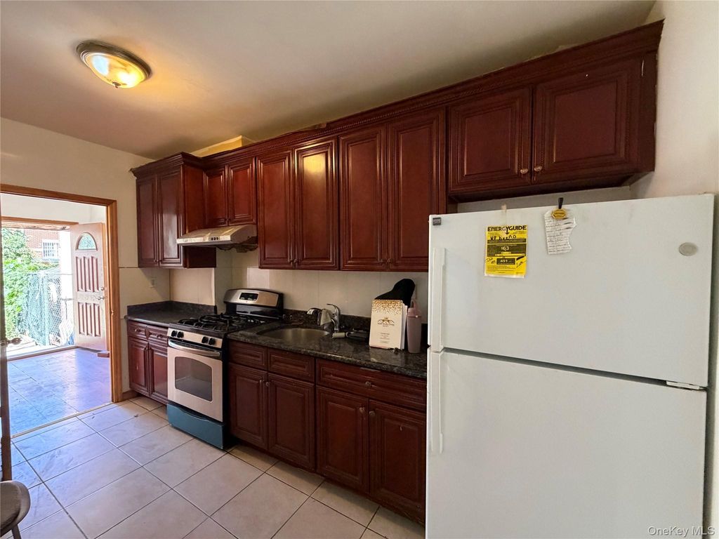 108-13 37th Avenue, Corona, NY 11368 — photo 4