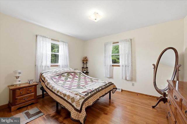 12394 LORD FAIRFAX HWY, Boyce, VA 22620