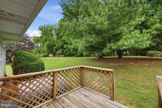 12394 LORD FAIRFAX HWY, Boyce, VA 22620