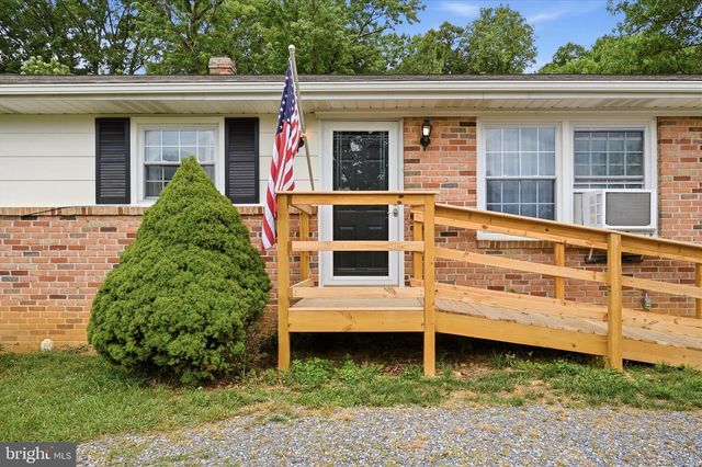 12394 LORD FAIRFAX HWY, Boyce, VA 22620