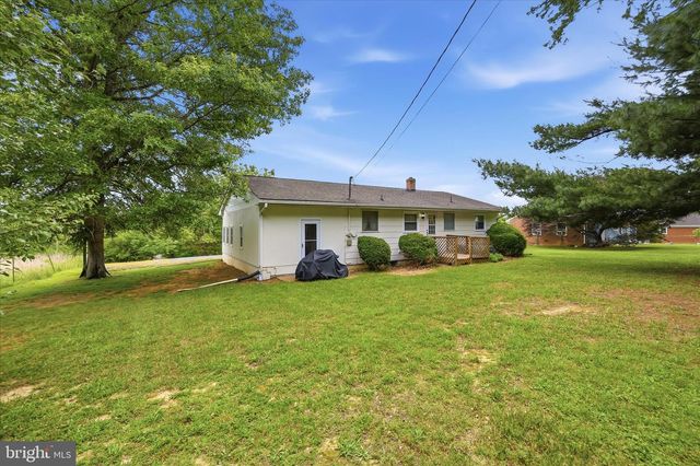 12394 LORD FAIRFAX HWY, Boyce, VA 22620