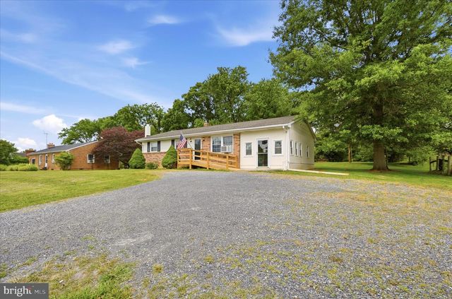 12394 LORD FAIRFAX HWY, Boyce, VA 22620