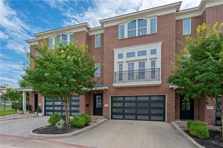 220 Tarrow Street, College Station, TX 77840