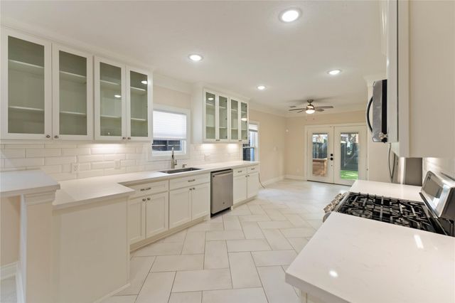 2631 Persa Street, Houston, TX 77098