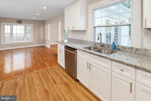 720 HYDE PARK DR, Glen Burnie, MD 21061