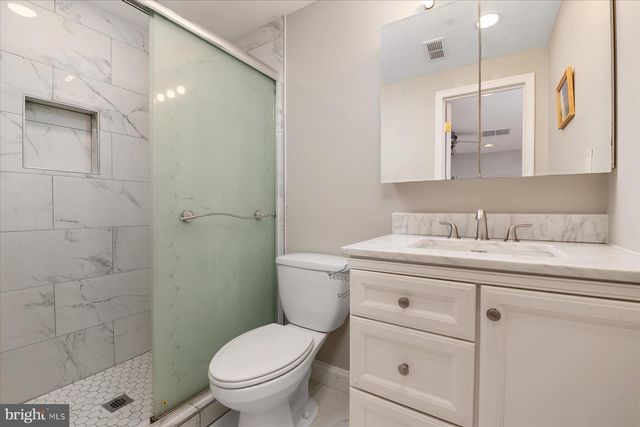 720 HYDE PARK DR, Glen Burnie, MD 21061