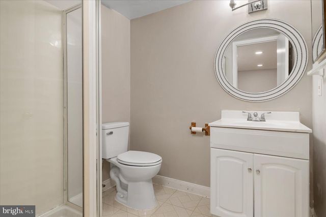 720 HYDE PARK DR, Glen Burnie, MD 21061