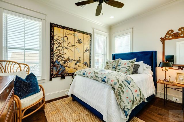 7 Caroline, Galveston, TX 77554