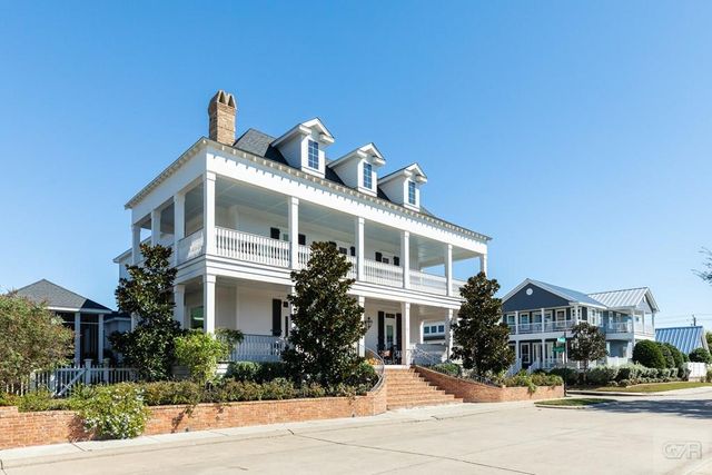 7 Caroline, Galveston, TX 77554