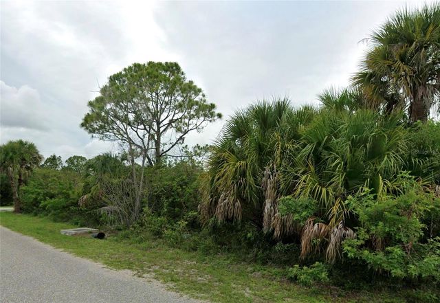 MADRID AVENUE, North Port, FL 34287