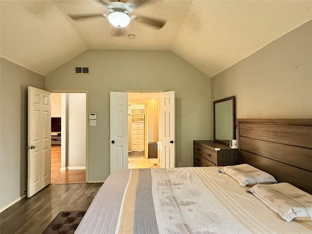 6822 Highland Crest Lane, Sachse, TX 75048