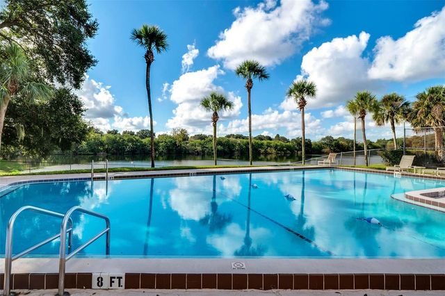 530 CRANES WAY 107, Altamonte Springs, FL 32701