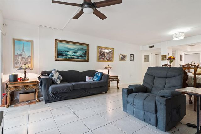 530 CRANES WAY 107, Altamonte Springs, FL 32701