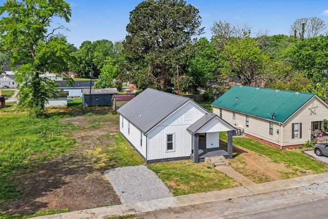 219 Cherry, Guthrie, KY 42234