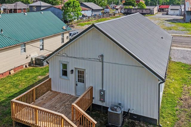 219 Cherry, Guthrie, KY 42234