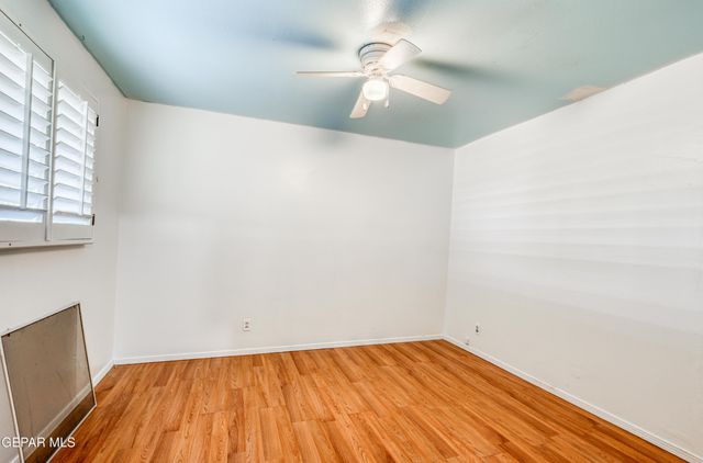 1037 N CLARK Drive, El Paso, TX 79905