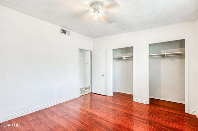 1037 N CLARK Drive, El Paso, TX 79905