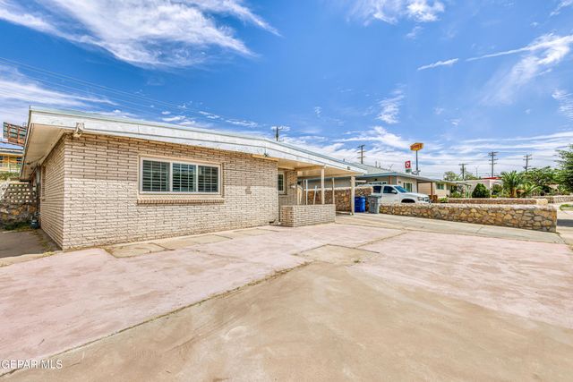 1037 N CLARK Drive, El Paso, TX 79905