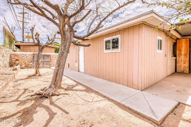 1037 N CLARK Drive, El Paso, TX 79905