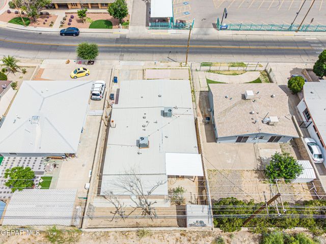 1037 N CLARK Drive, El Paso, TX 79905