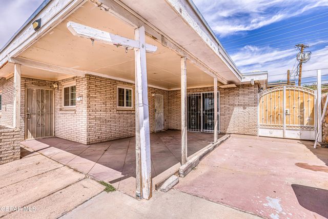 1037 N CLARK Drive, El Paso, TX 79905