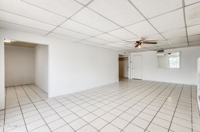 1037 N CLARK Drive, El Paso, TX 79905