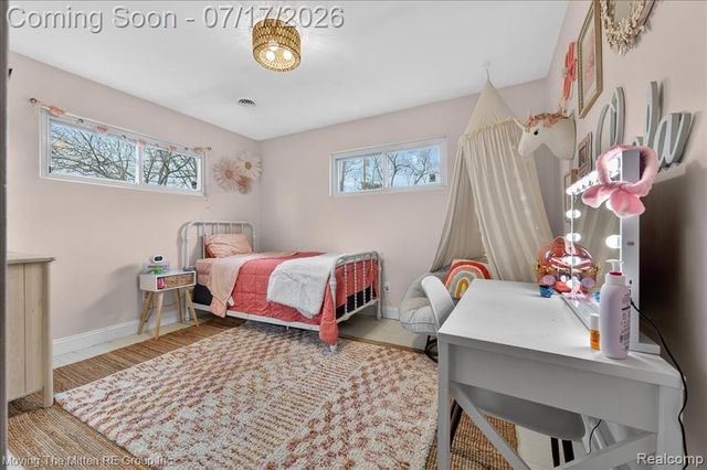 48188 Harris Road, Belleville, MI 48111