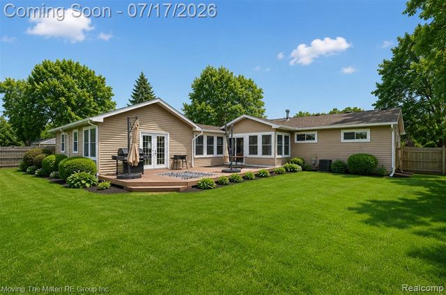 48188 Harris Road, Belleville, MI 48111