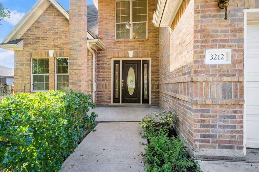 3212 Glastonbury Drive, Pearland, TX 77581