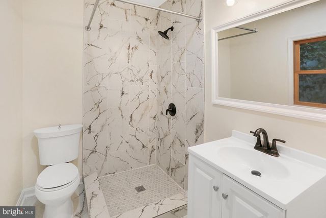 11172 GLADE DR, Reston, VA 20191
