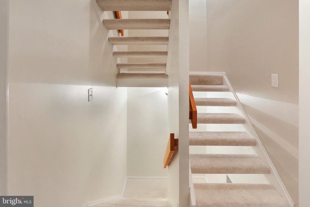 11172 GLADE DR, Reston, VA 20191