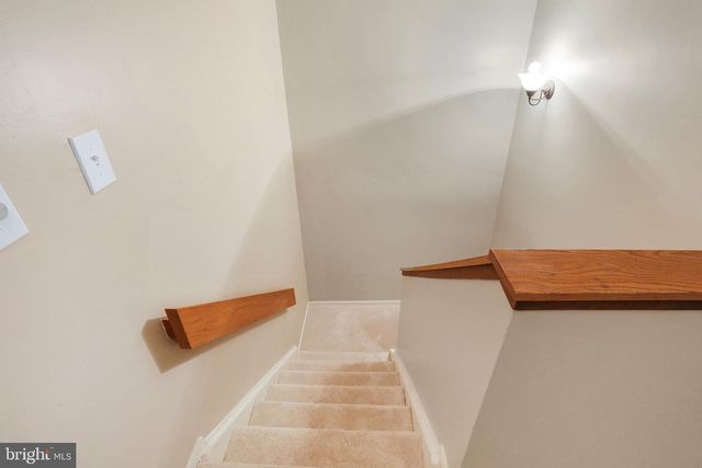 11172 GLADE DR, Reston, VA 20191