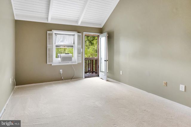 11172 GLADE DR, Reston, VA 20191