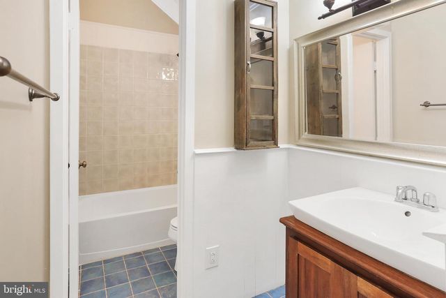 11172 GLADE DR, Reston, VA 20191