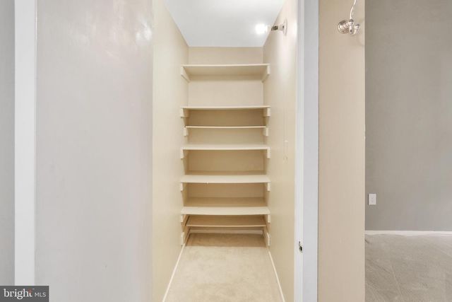 11172 GLADE DR, Reston, VA 20191