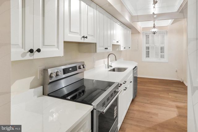 11172 GLADE DR, Reston, VA 20191