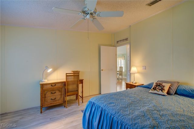 410 Woodale CT, North Port, FL 34287