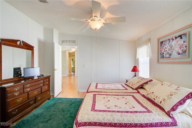 410 Woodale CT, North Port, FL 34287