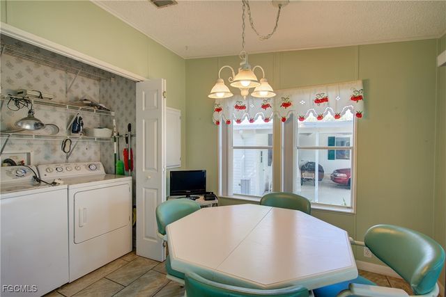 410 Woodale CT, North Port, FL 34287