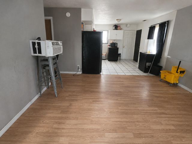 2040 Lane Street, Gary, IN 46404