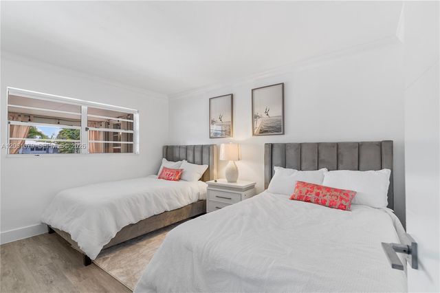 2207 NE 16th Avenue, Wilton Manors, FL 33305