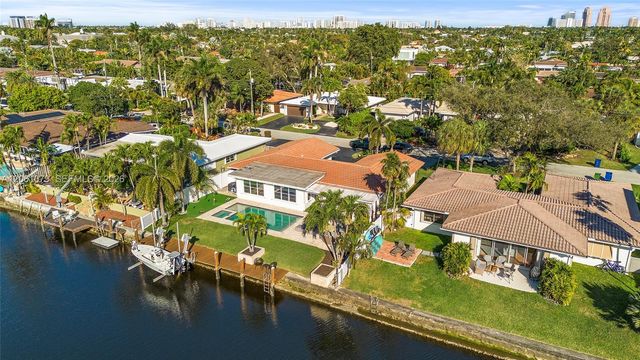 2207 NE 16th Avenue, Wilton Manors, FL 33305