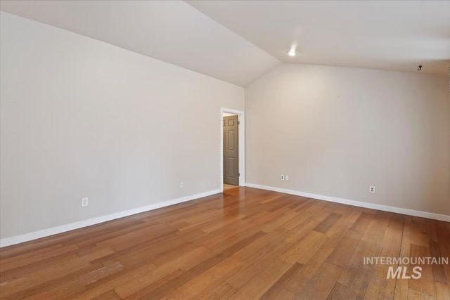 1310 N 11th St, Boise, ID 83702