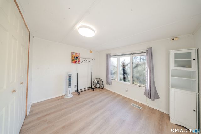 93 Shawnee Road, East Hartford, CT 06118