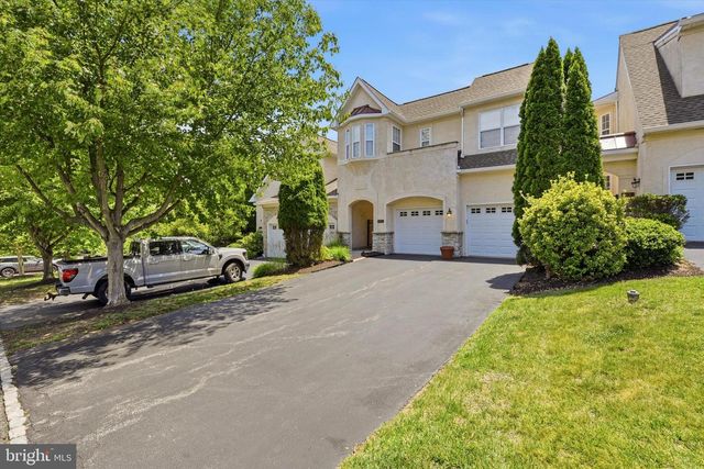 65 OLD BARN DR, West Chester, PA 19382