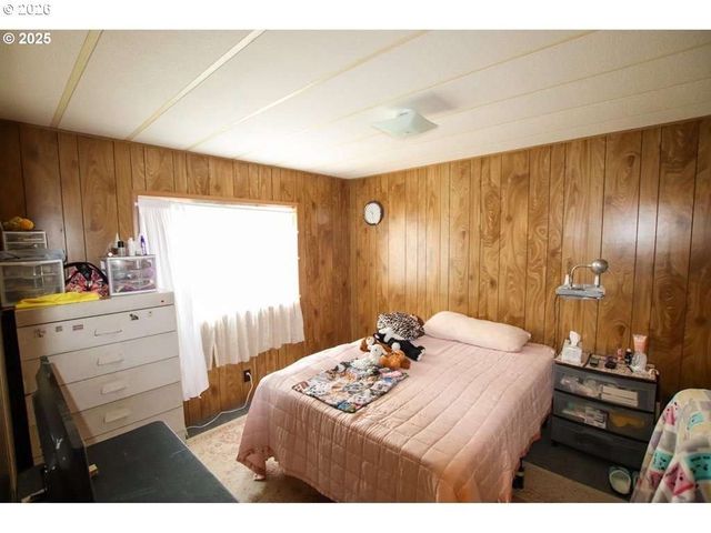 1600 RHODODENDRON Dr 214, Florence, OR 97439