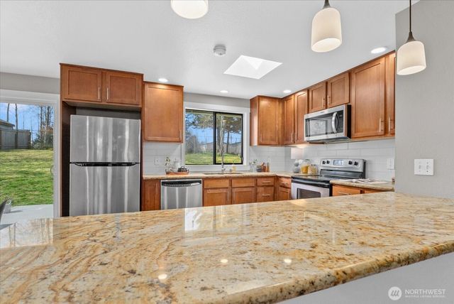 11814 Meridian Avenue S, Everett, WA 98208