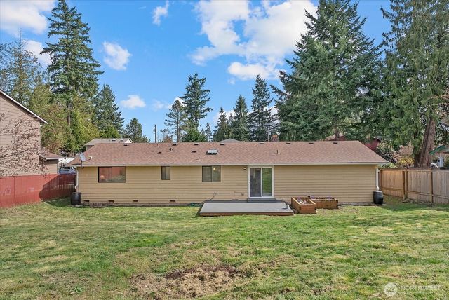 11814 Meridian Avenue S, Everett, WA 98208