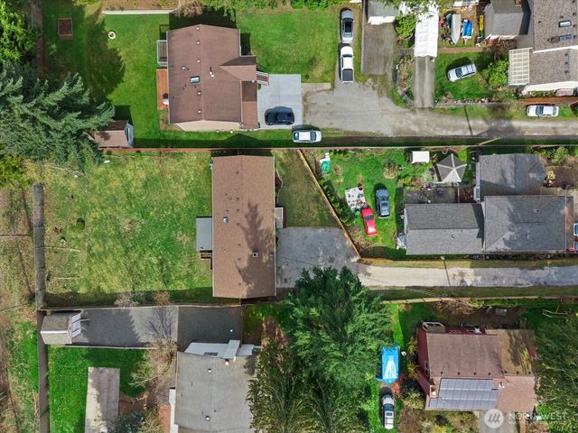 11814 Meridian Avenue S, Everett, WA 98208